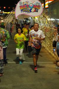 BIB: 
                            <button type="button" onclick="openModal(21831550)" class="btn btn-primary btn-sm float-right btn-popup" data-toggle="modal" data-target=".modal-high-quality">
                        <i class="fas fa-shopping-cart"></i> Add to Cart
                    </button>
                                            <button type="button" onclick="isThisMe(21831550, true)" class="btn btn-success btn-sm float-right btn-popup btn-isme hidden" data-toggle="tooltip" data-placement="bottom" title="นี่คือรูปของคุณใช่ไหม คลิกที่นี่เพื่อเอาเข้าอัลบั้ม">
                        <i class="fas fa-plus"></i> Add to album
                    </button>
                    <button type="button" onclick="isThisMe(21831550, false)" class="btn btn-warning btn-sm float-right btn-popup btn-isnotme hidden">
                        <i class="fas fa-ban"></i> Remove from album
                    </button>